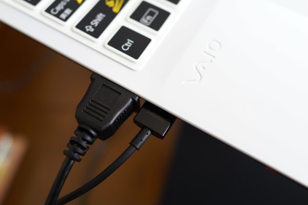 VAIO S15 VAIO FIT 15E のHDMIとD-sus15ピンが干渉して使えない問題を対処する方法