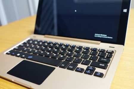 Onda OBook10 Ultrabook Tablet PC レビュー