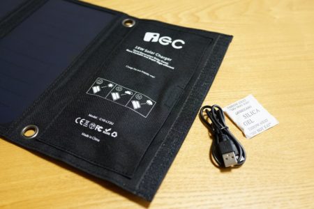 iEC ソーラー充電器 USBソーラーチャージャー レビュー EC TECHNOLOGY