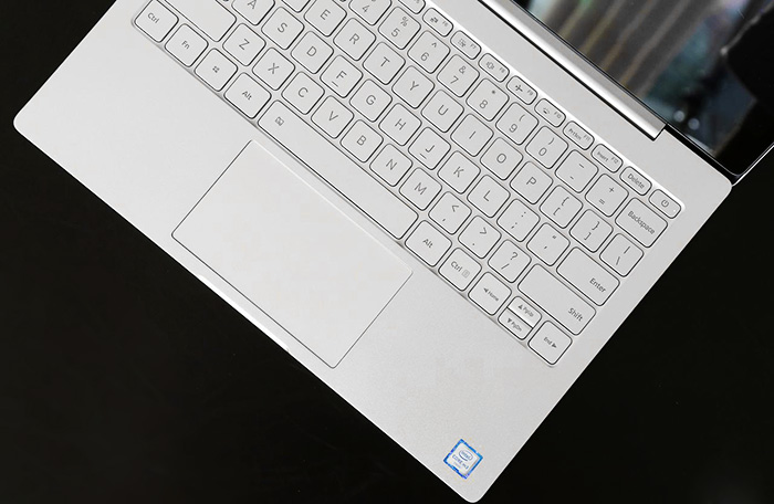 Xiaomi Mi Notebook Air スペック詳細　キーボードの概観