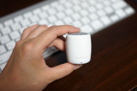 リモートでカメラのシャッターが切れるミニワイヤレススピーカーB01ITDU7HK　レビュー