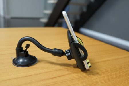 Omaker 3in1 スマホを固定する車載ホルダー レビュー