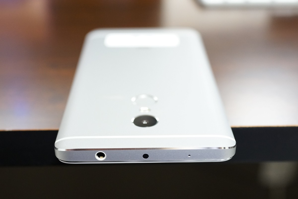 Xiaomi Redmi Note 4　外観写真