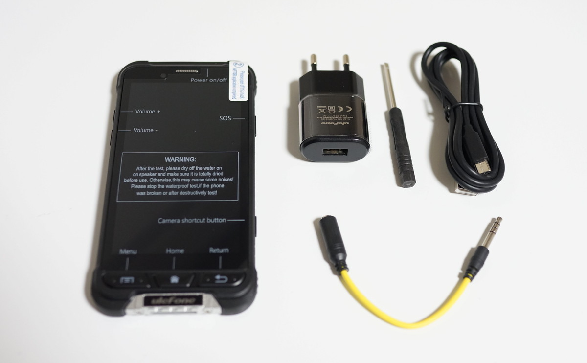 Ulefone ARMOR レビュー　IP68の防水防塵携帯　同梱の商品の説明