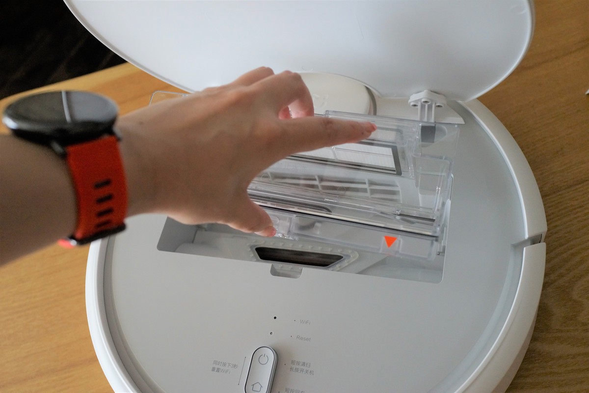 Original Xiaomi Mi Robot Vacuum レビュー　ダストボックスの説明参考画像