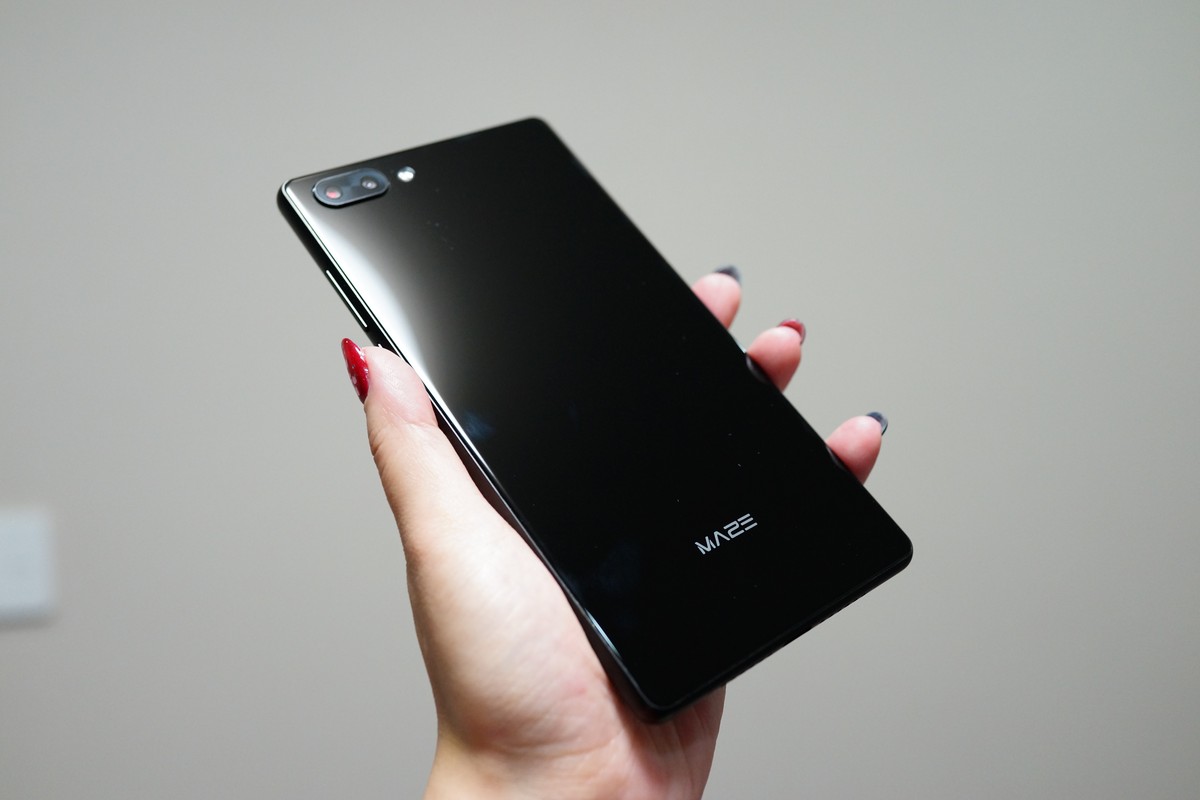 Maze Alpha 実機レビュー 6インチベゼルレスデュアルカメラスマホ ガジェットフリーク
