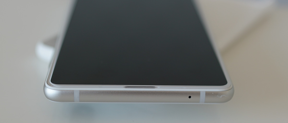 Xiaomi MI MIX 2S （グローバル版）レビュー　　外観参考写真