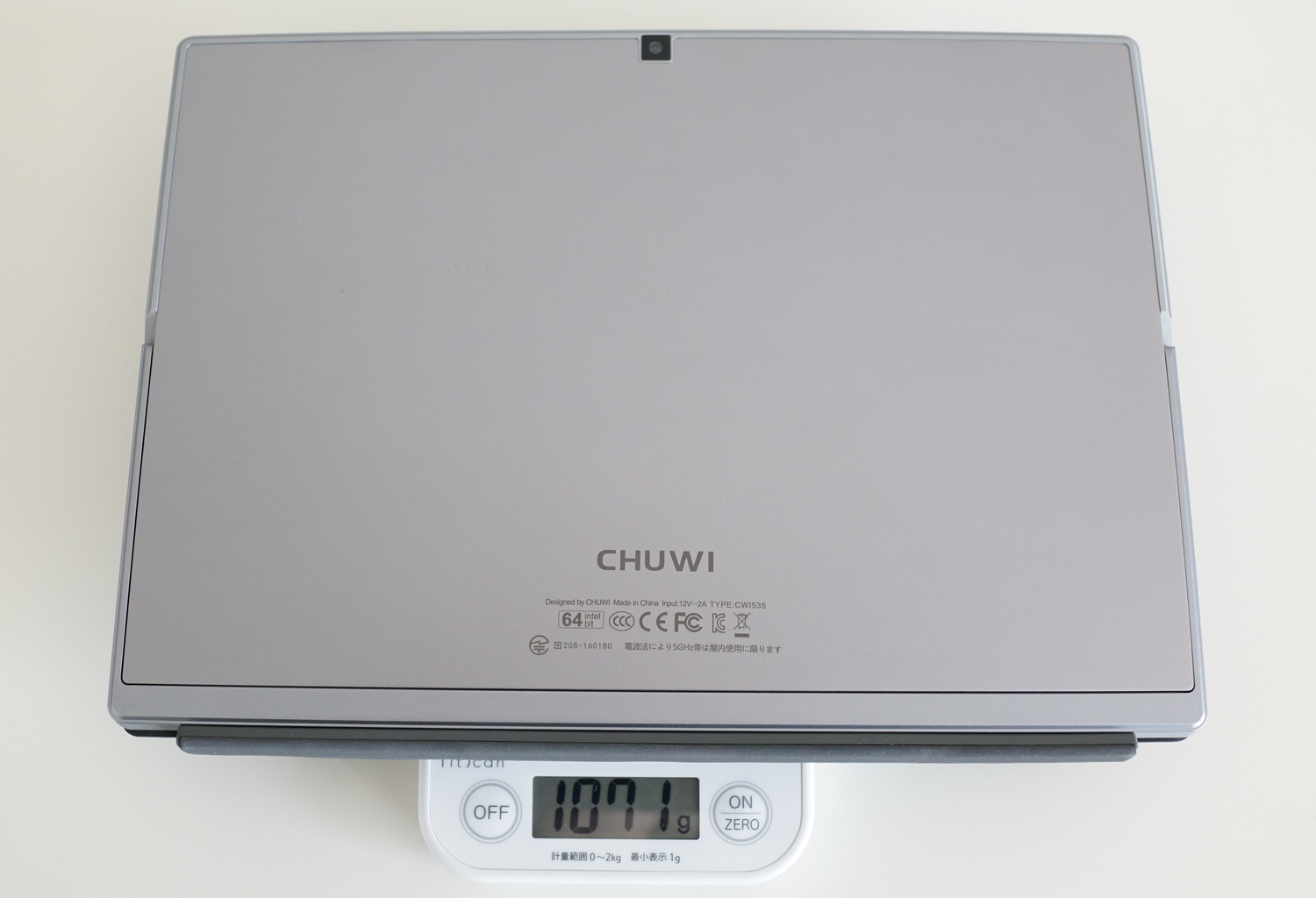 CHUWI UBook Pro レビュー　重量について