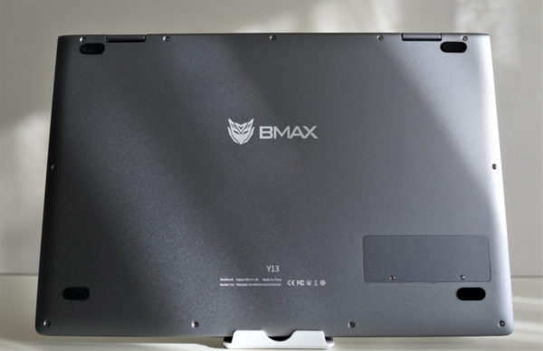 BMAX Y13 実機レビュー 13インチでタブレットスタイルで使えるノートPC参考画像