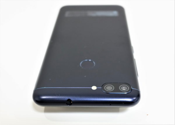 ASUS ZenFone Max Plus (M1) ZB570TL レビュー