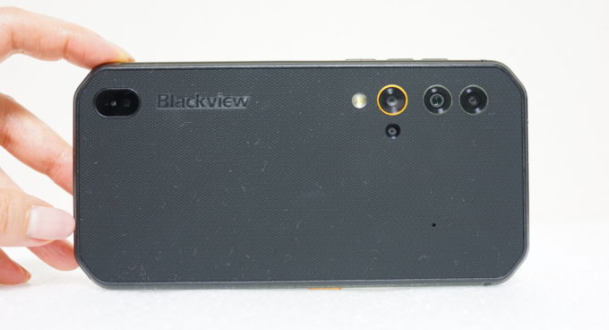 Blackview BV9900 実機レビュー　赤外線と心拍数が計測できるセンサーを搭載
