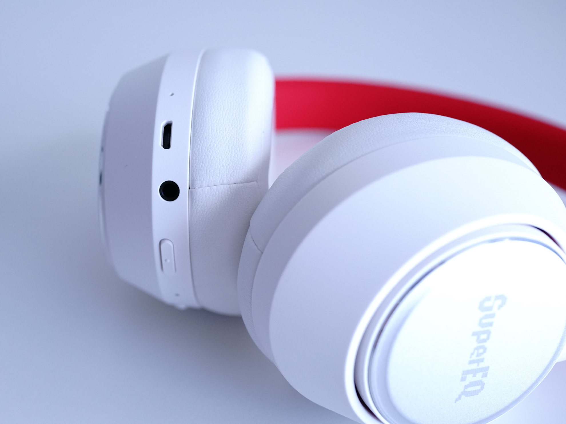 SuperEQ S1 Bluetoothヘッドフォンレビュー
