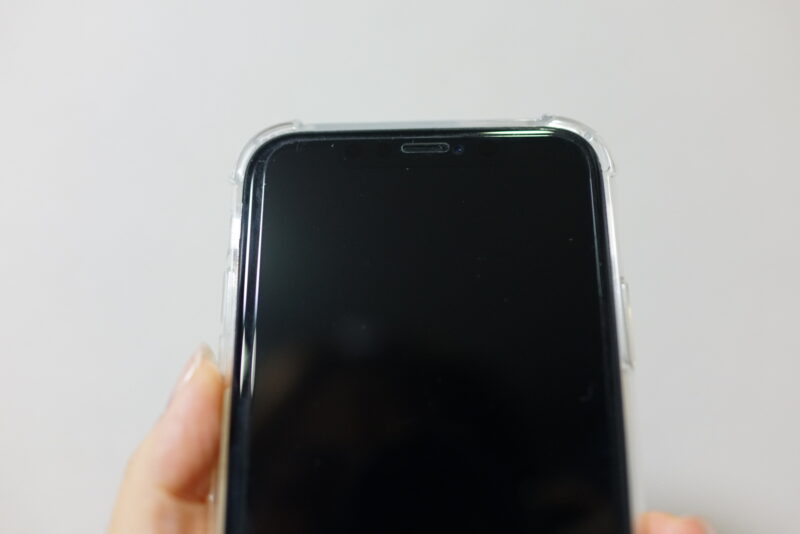 にこスマのiPhone 中古Cグレードの画面の傷修復後の状態