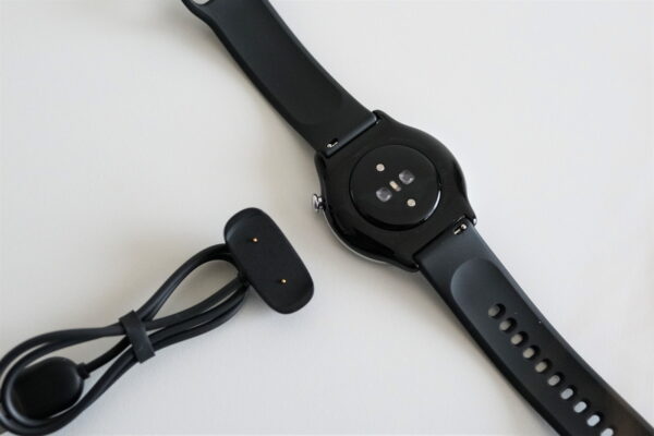 Amazfit GTR Mini レビュー　充電はマグネット式で2時間で完了